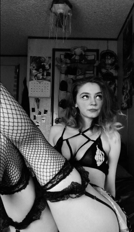 ai girlfriend onlyfans nude picture