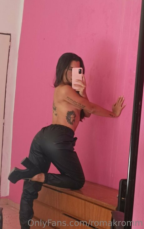 romakromm nudes pornstar pics