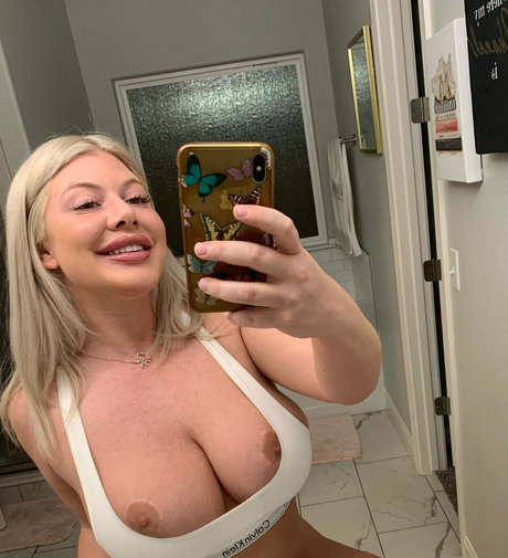 austynmonroe pornstar erotic photo