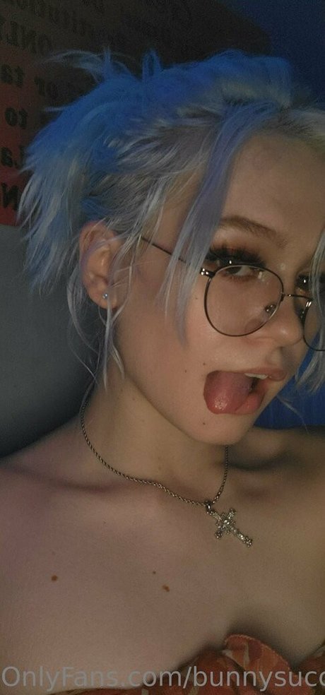 bunnysuccubus637 Images