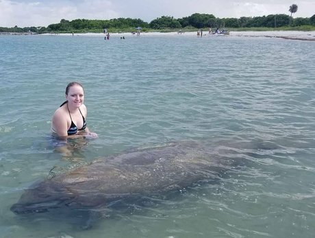 aprilrose1992 pornstar nude img