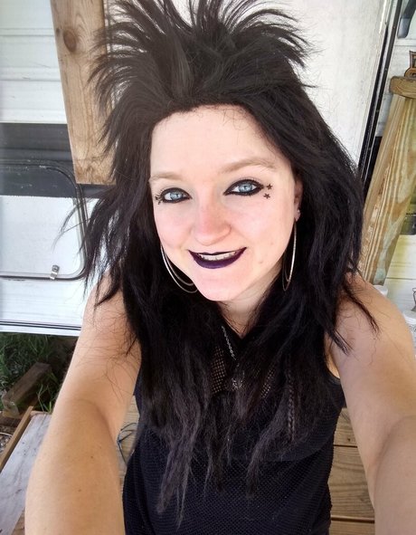 aprilrose1992 pornstar naked picture