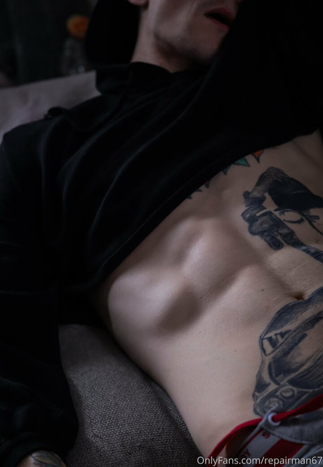 blonde secretary onlyfans sexy pictures