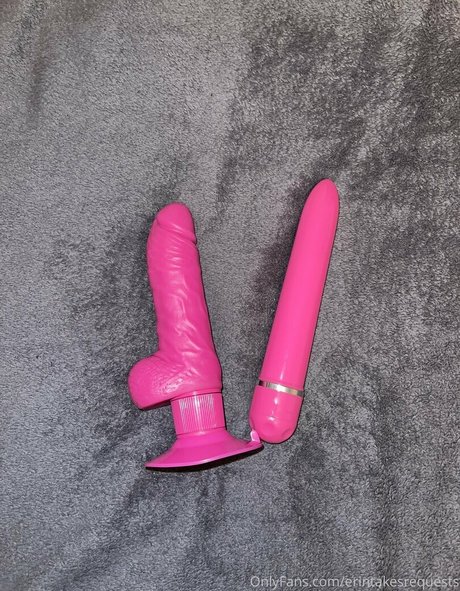 erintakesrequests star nude galleries