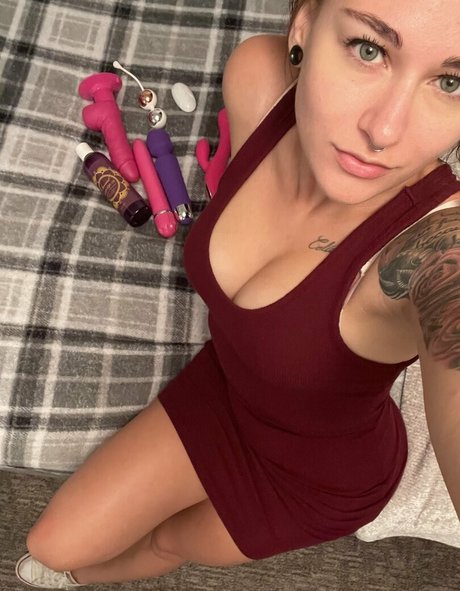 erintakesrequests free pornstar images