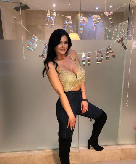 Michelleyroo nudes actress pics