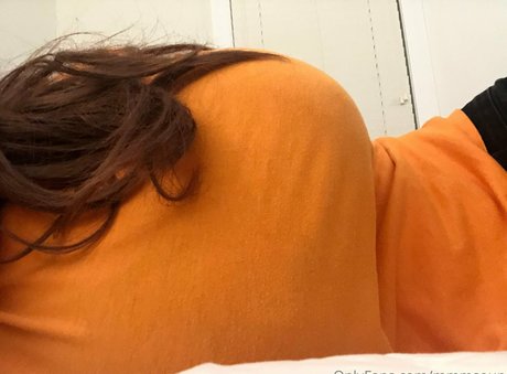 asian shemale onlyfans top img