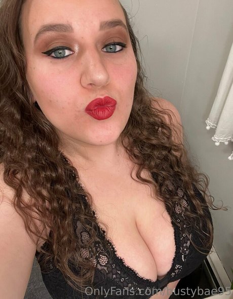 Bustybae95 star hot pic