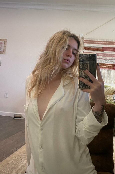 old lady onlyfans free naked gallery