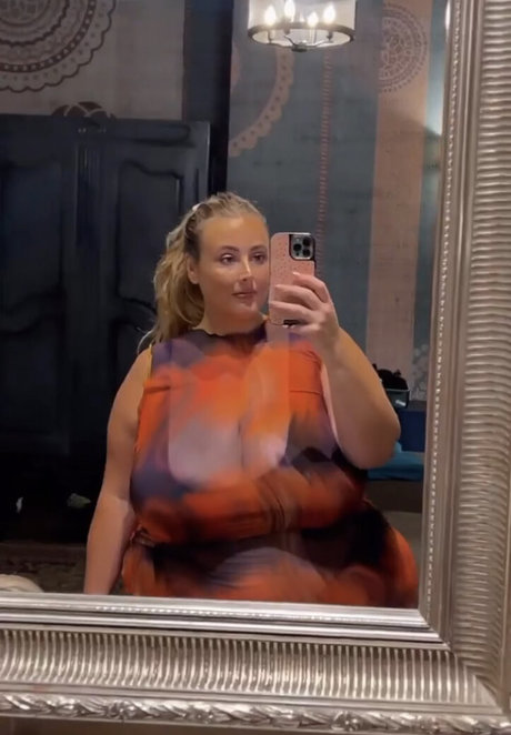 juiceefruitee pornstar sexy image