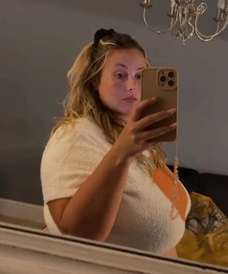 juiceefruitee high quality model image