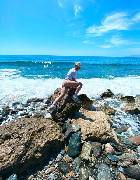 prison onlyfans hot picture