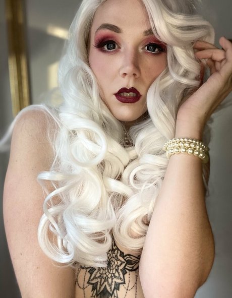 chaosandmagic art pornstar archive