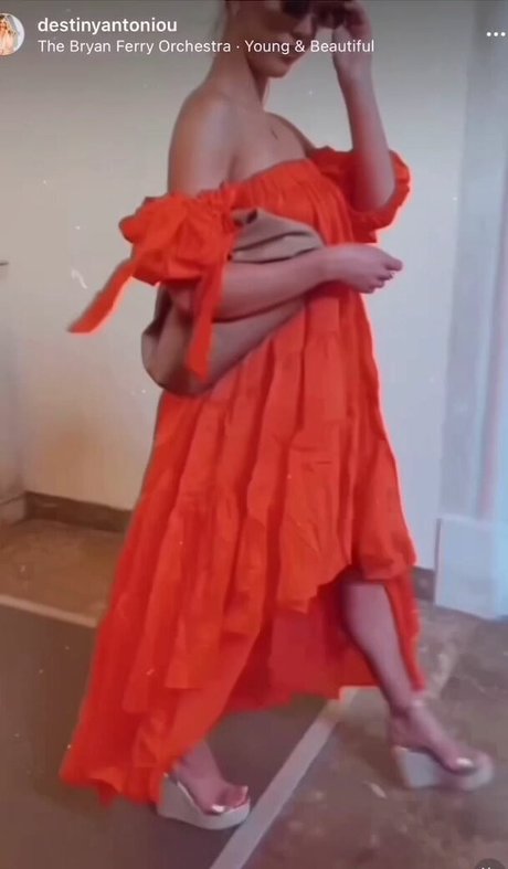 beach blowjob onlyfans pretty picture