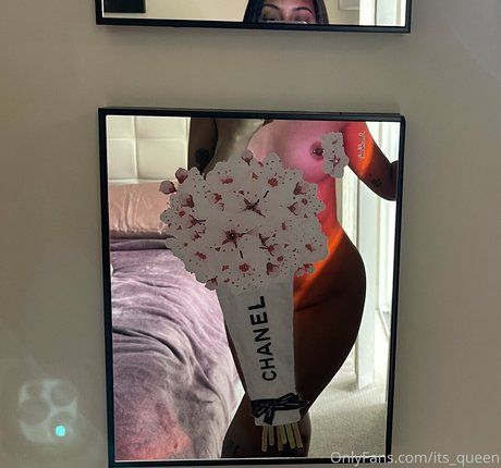 shemale cumshot onlyfans beautiful images