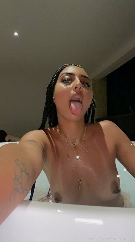 its queen pretty pornstar photos