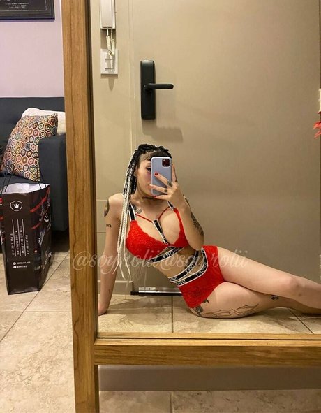 La Roli star adult photo