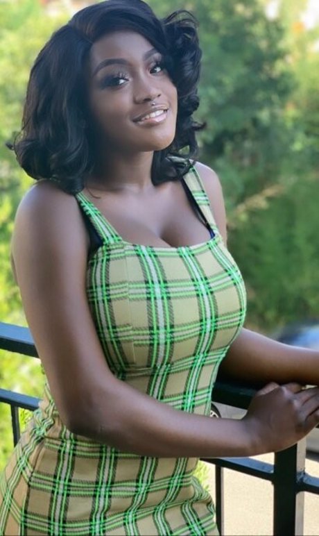 Barbiana model porn pic