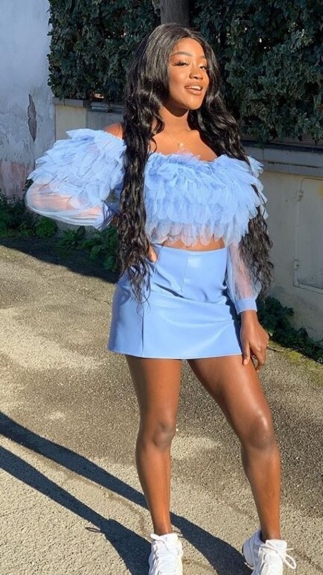 Barbiana free model gallery