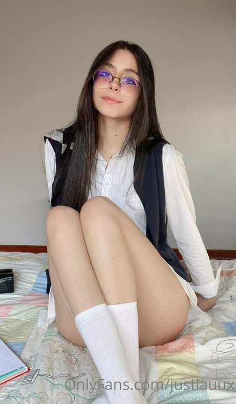 justleaax beautiful actress photos