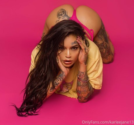 karleejane13 pornstar beautiful pics