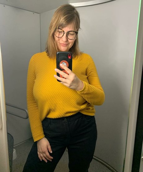 lesbian fingering onlyfans free sexy picture