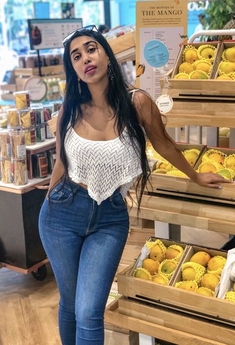 athletic milf onlyfans sexy nudes photo