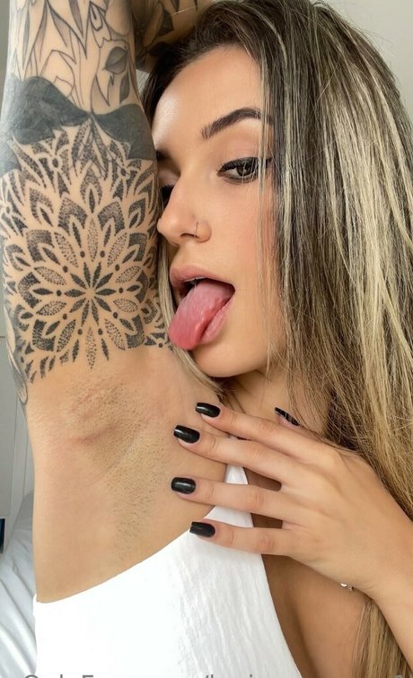 louiseadams nudes model galleries