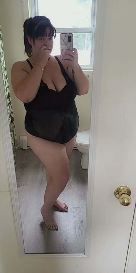 milf glasses onlyfans exclusive photos