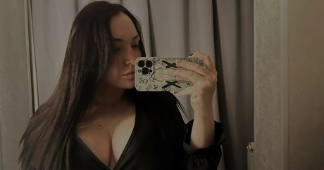 makeup artist onlyfans art nude photos