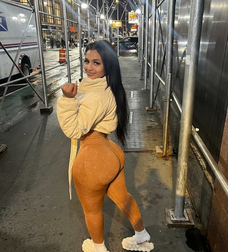 Princess A1naniee model pretty photo