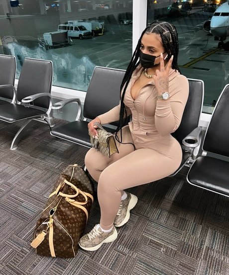 Princess A1naniee pornstar sex image