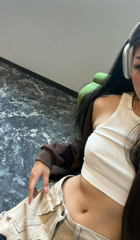 kamillawong model nude pictures