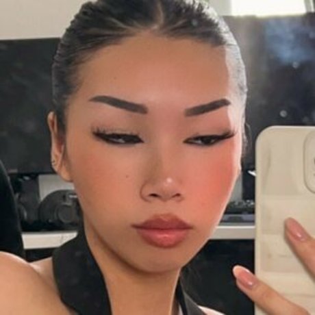 kamillawong adult actress galleries