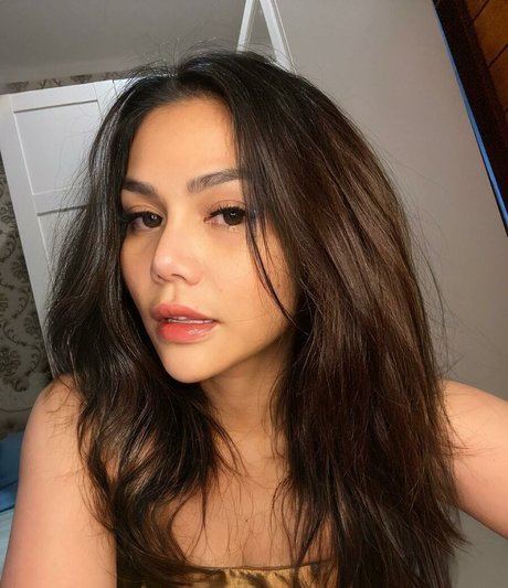 meaty pussy onlyfans naked picture