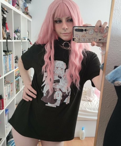 Xlunartears sexy star galleries