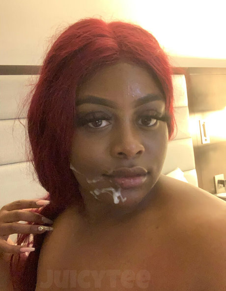 famous nude onlyfans beautiful porn picture