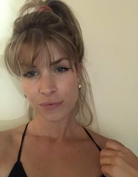 trans girl onlyfans art nude photos