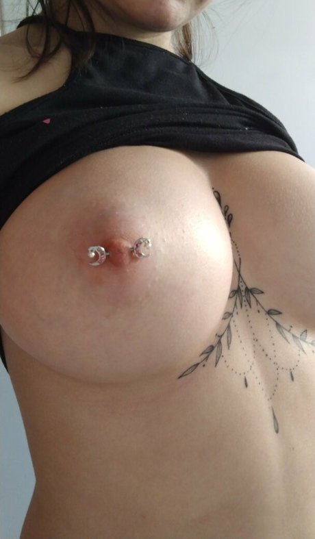 girl onlyfans beautiful xxx picture