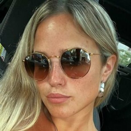 guadilaiz model exclusive photos