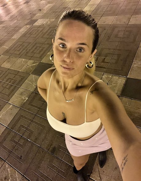 guadilaiz nudes star image