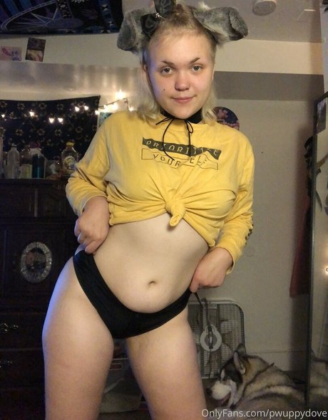 pwuppydove naked pornstar photo