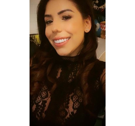 lilyxjayne hot model pics