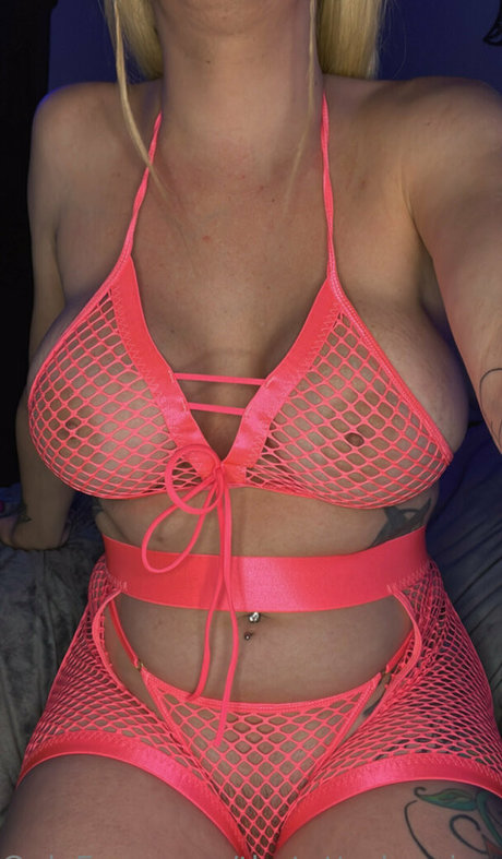 Nadia Flores free actress pics