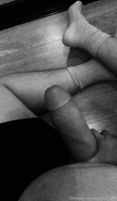 wnp55535995 erotic star pic