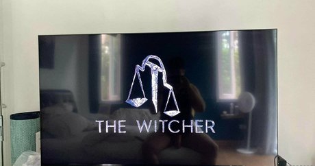 wnp55535995 pornographic model picture