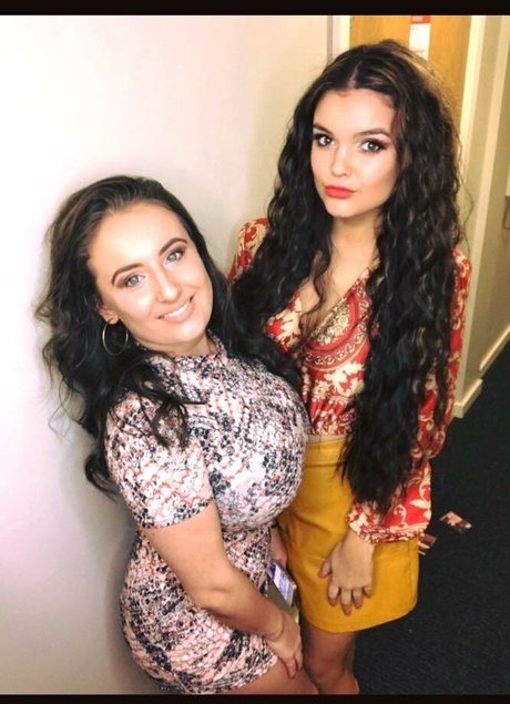 female popular onlyfans free sexy pictures