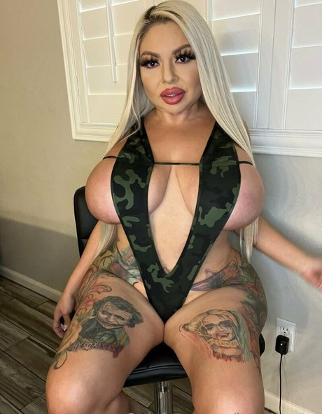 lesbian fingering onlyfans art porn picture