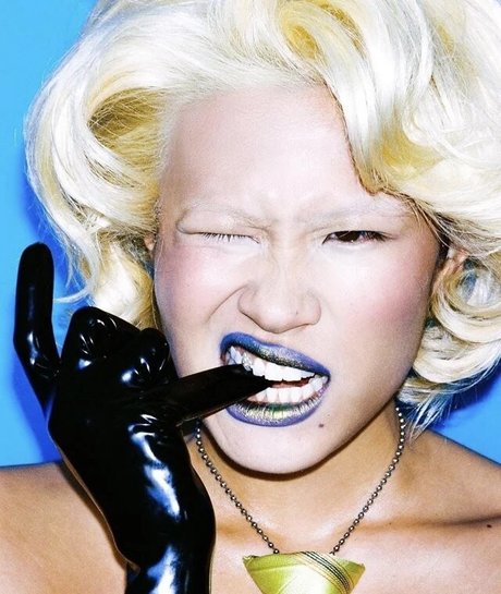 Justine Mae Biticon model free gallery