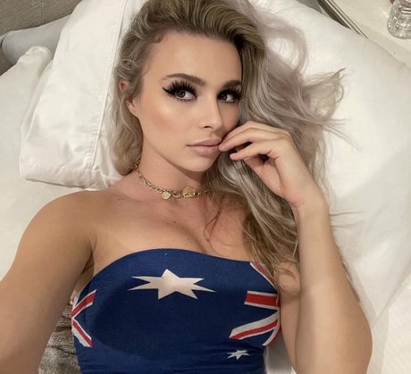 Martina Eliza pornstar pretty pictures